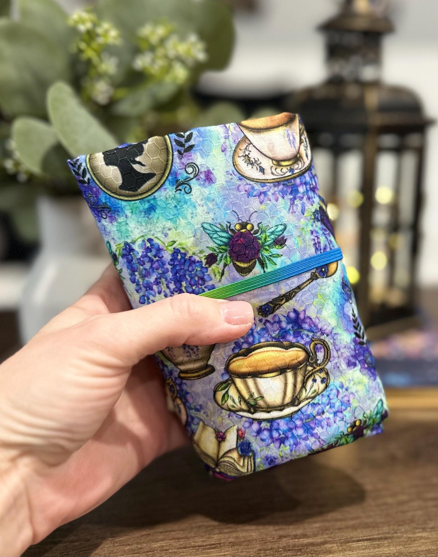 Market Crossbody Tote