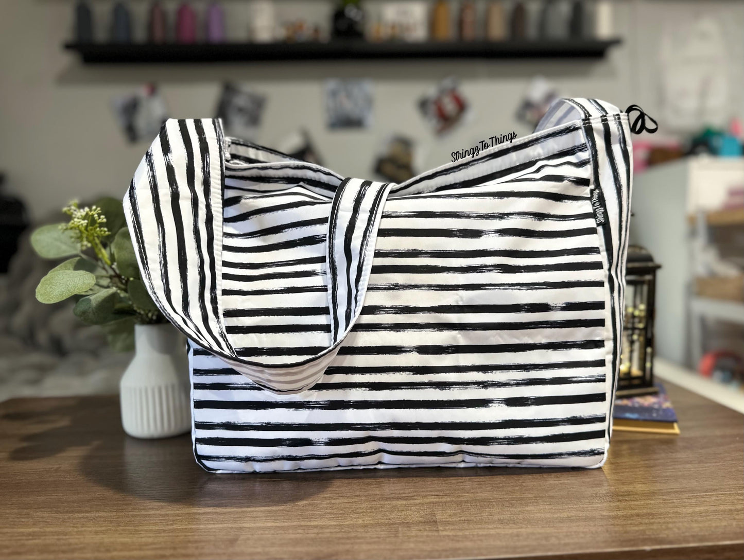 Market Crossbody Tote