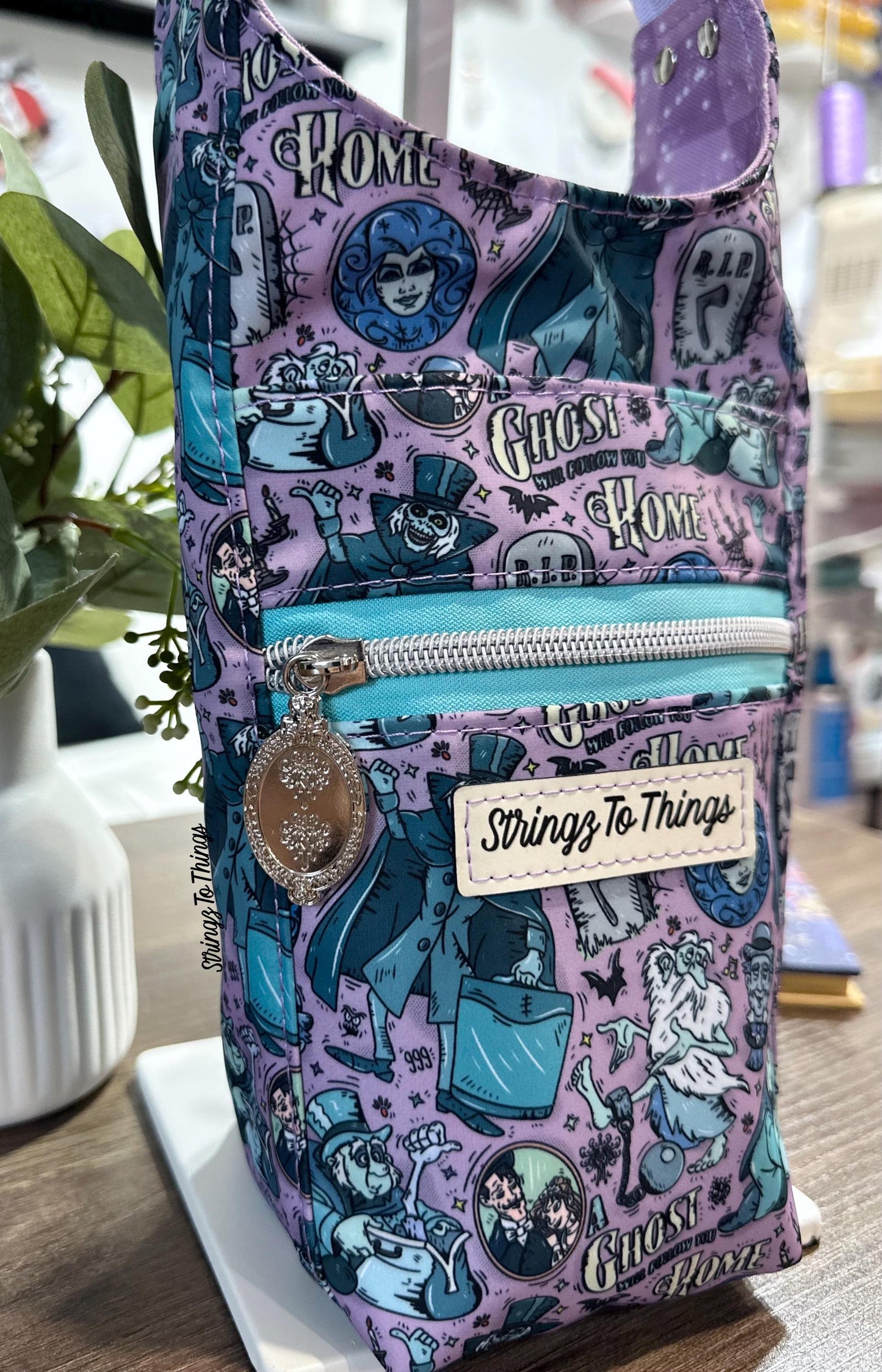 H2O2GO Sling Bag/ H2O2GO Bag/ Water Bottle Bag/ Water Bottle Carrier/ Sling Bag/ Crossbody Bag/ Carrier Bag